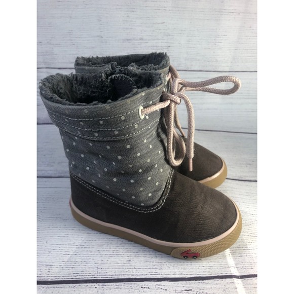 See kai run size 6 1/2 boots - Picture 1 of 7